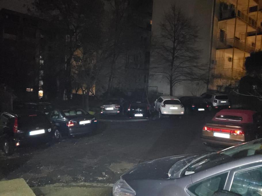 Idealna Lokacija. Apartment
